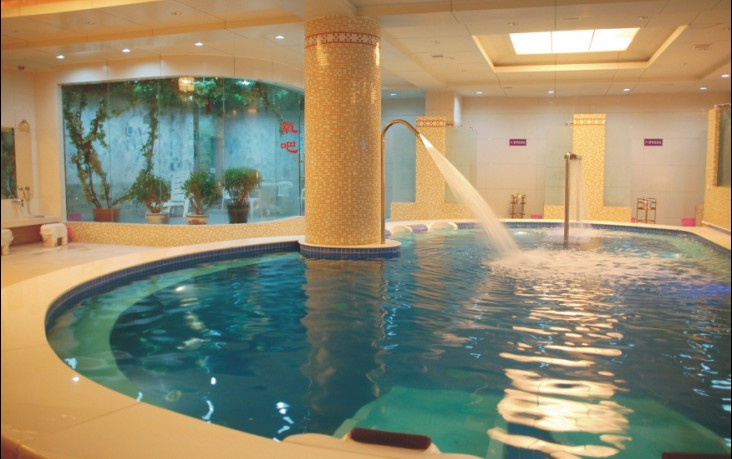 金缘大酒店主图