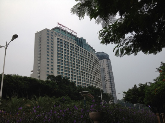 厦门瑞颐大酒店主图