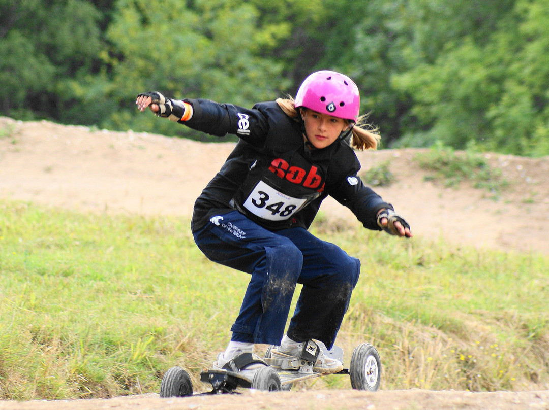 Haredown Mountain Boarding Centre景点图片