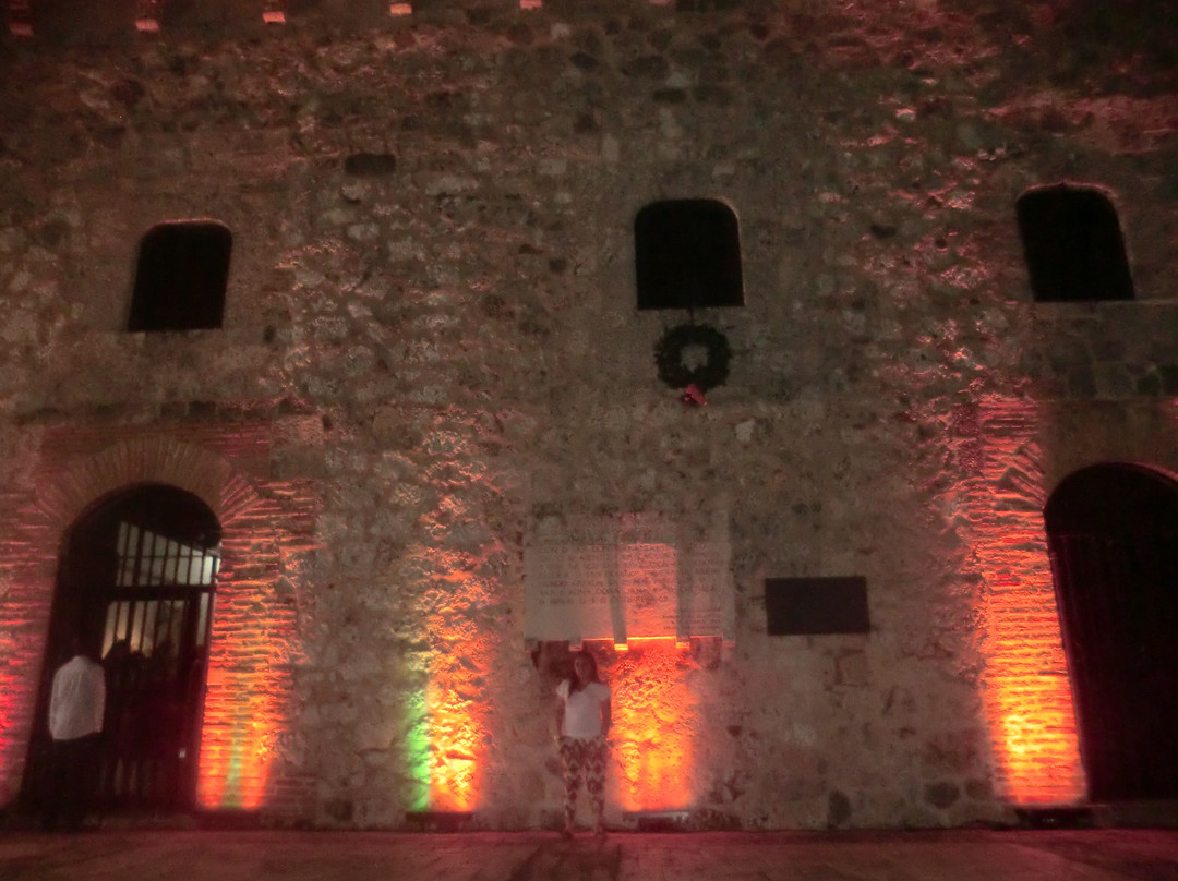 Basilica Cathedral of Santa Maria la Menor-圣多明哥必去景点