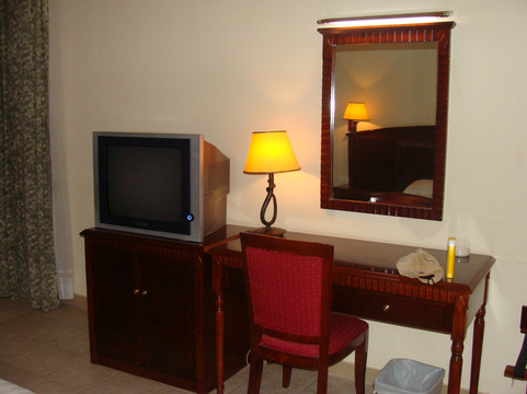 三亚椰林滩大酒店主图