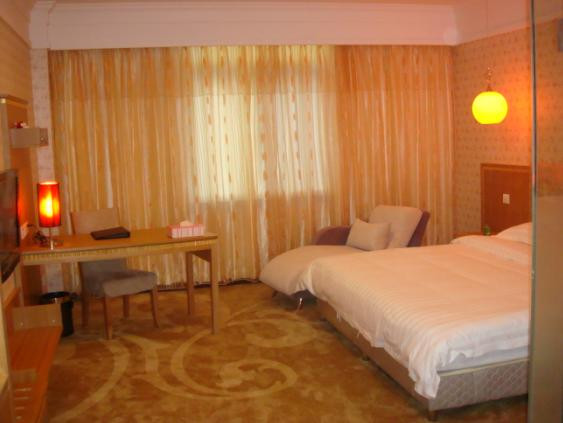 阳光假日酒店主图