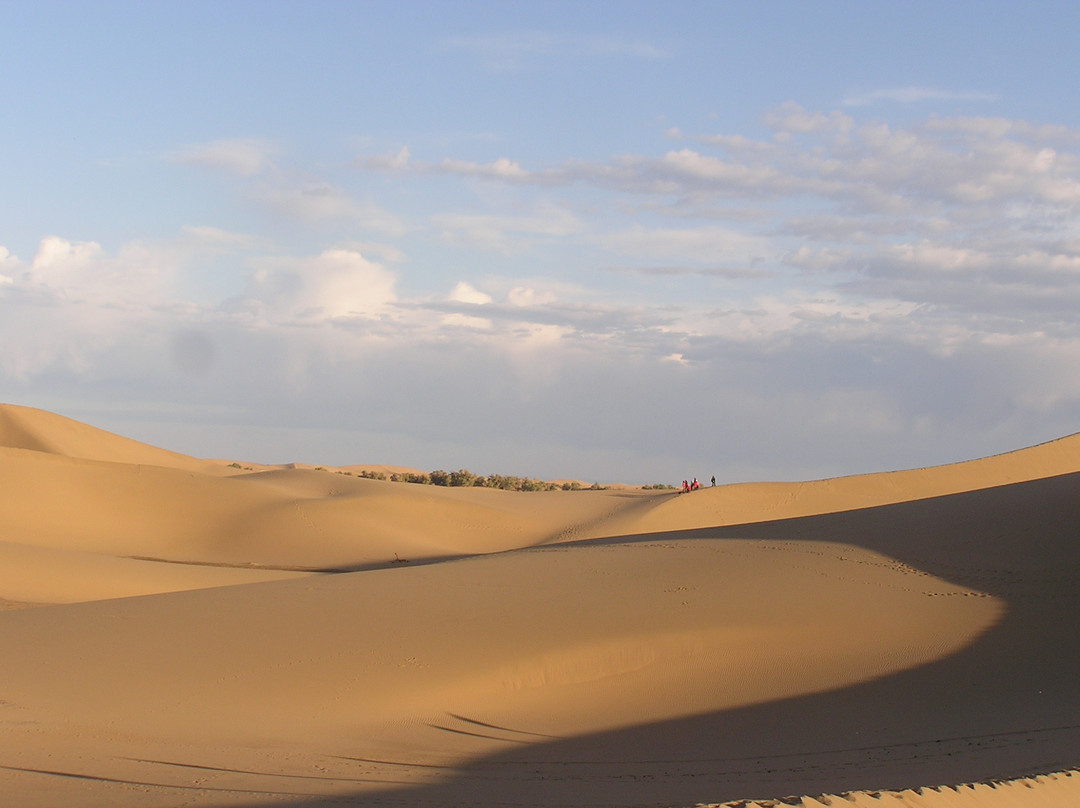 巴丹吉林沙漠-阿拉善右旗必去景点