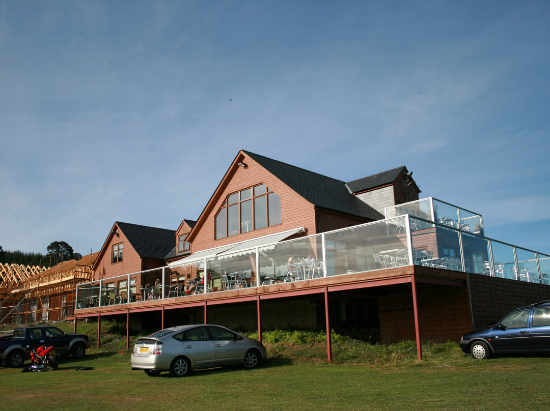 Ballogie餐馆和美食-The Lodge on the Loch