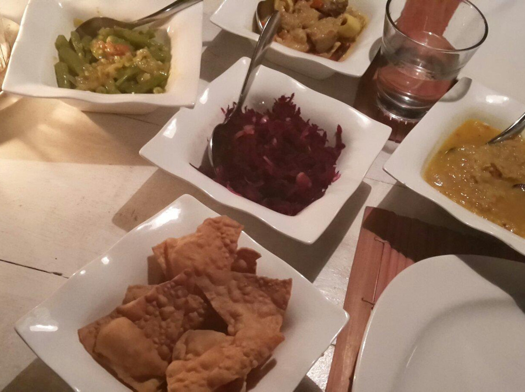 Pereliya餐馆和美食-Hug Inn Hikkaduwa