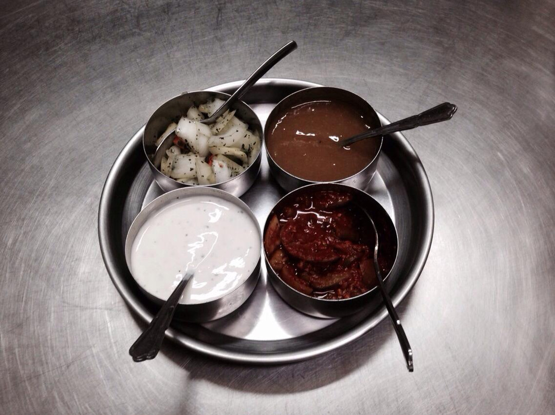 卡拉布兰卡餐馆和美食-Raj Indian Restaurante