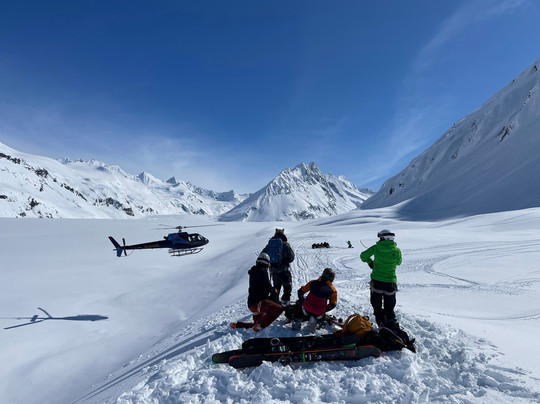 Black Ops Valdez - Day Adventures-瓦尔迪兹必去景点