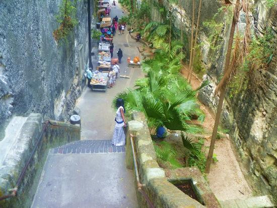Queen's Staircase景点图片