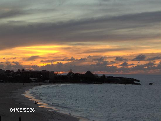 Meads Bay-Long Bay Village必去景点