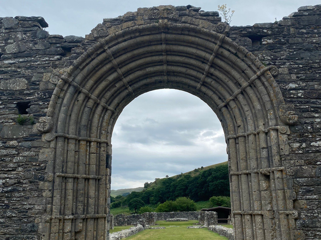 Strata Florida Abbey-Tregaron必去景点