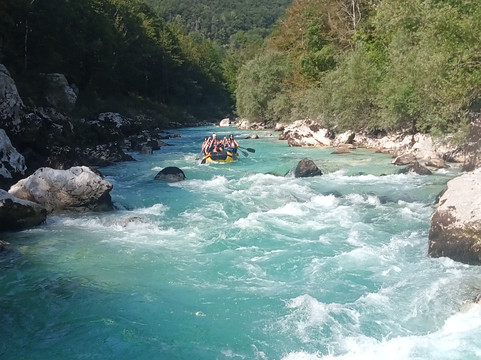 Soca Adventure-博韦茨必去景点