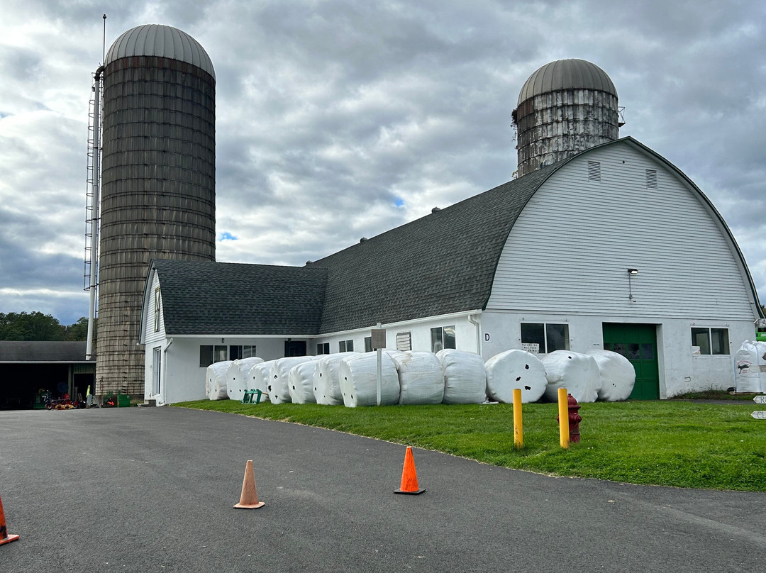 Hilltop Hanover Farm & Environmental Center景点图片