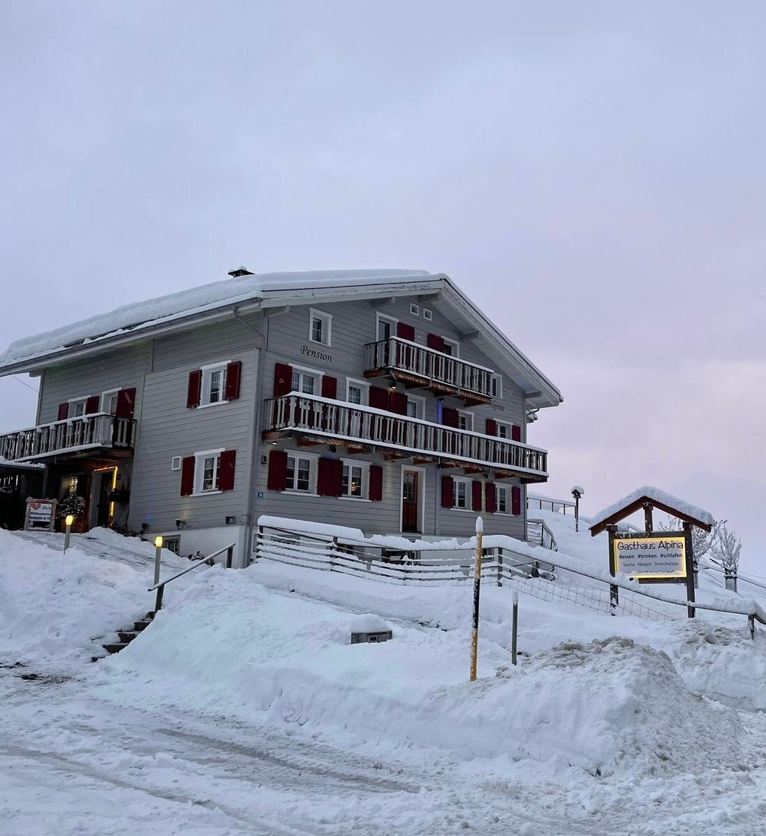Gasthaus Alpina-官方