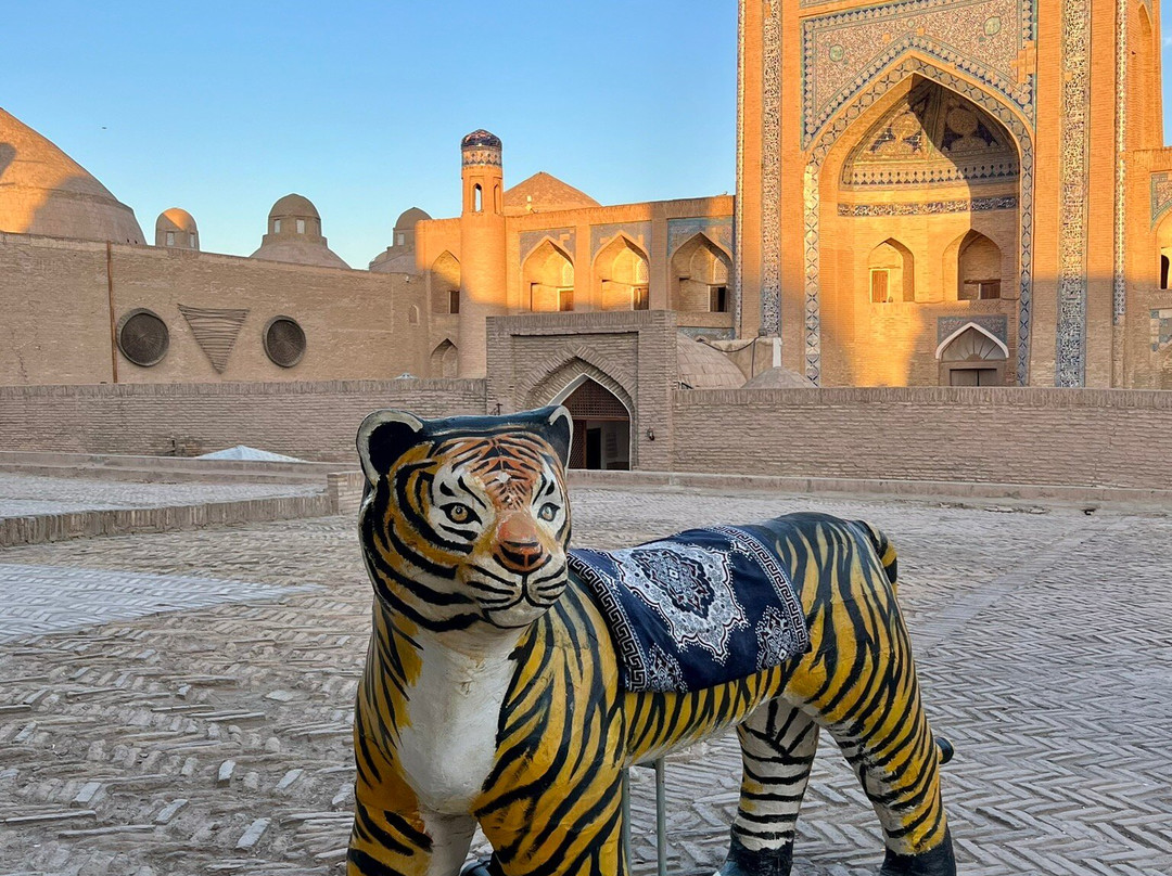 Allakuli Khan Madrassah-希瓦必去景点