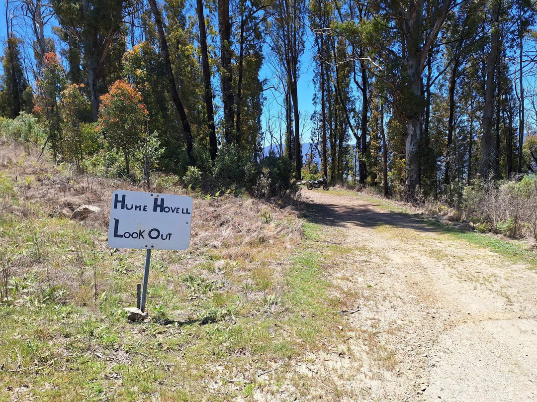 Hume And Hovell Lookout景点图片
