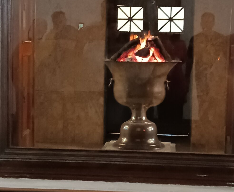 Zoroastrian Fire Temple景点图片