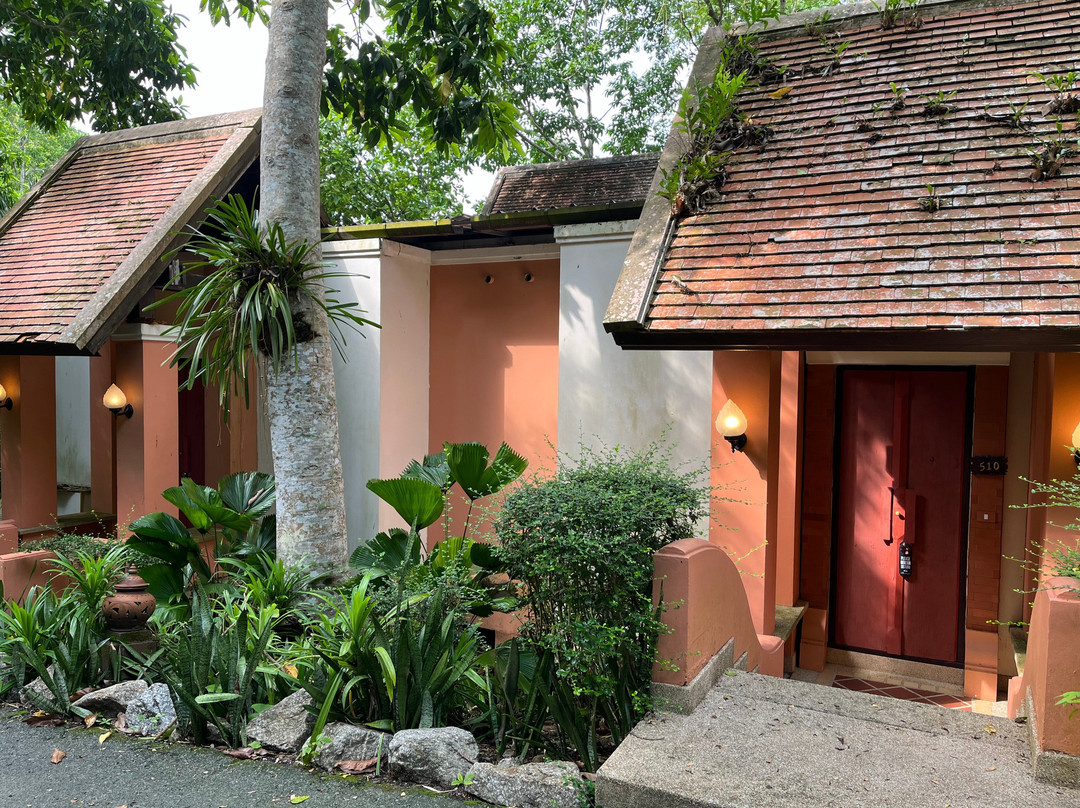 苏阔水疗度假酒店主图