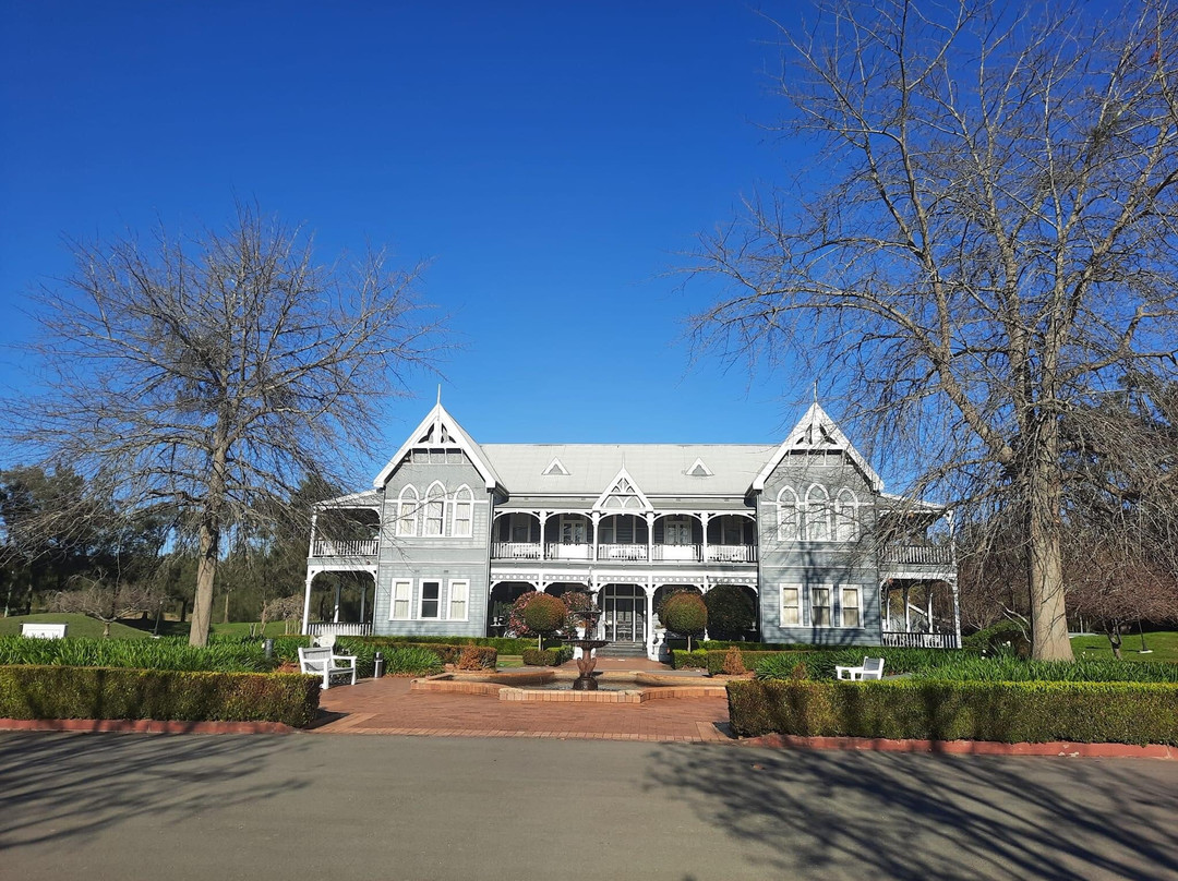 派佩斯旅舍猎人谷主图