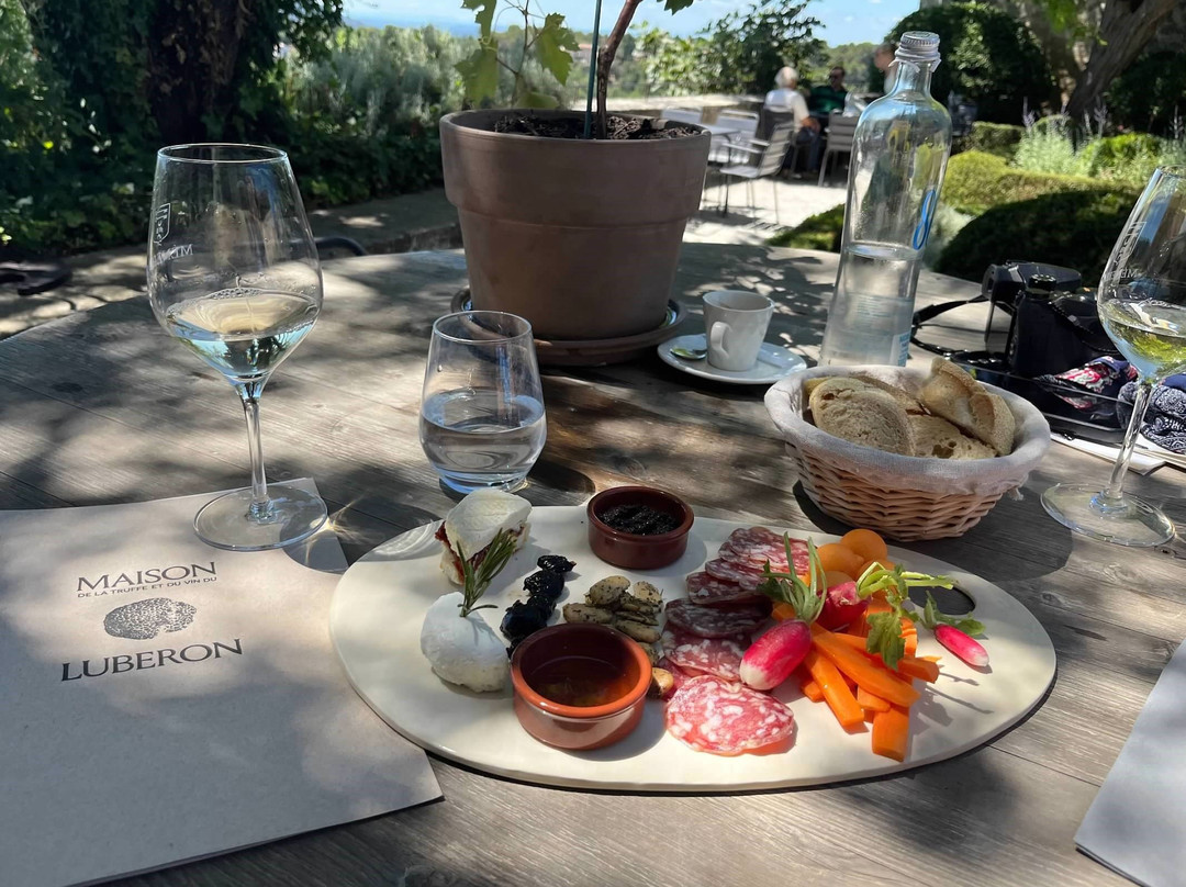 Maison de la Truffe et du Vin du Luberon景点图片