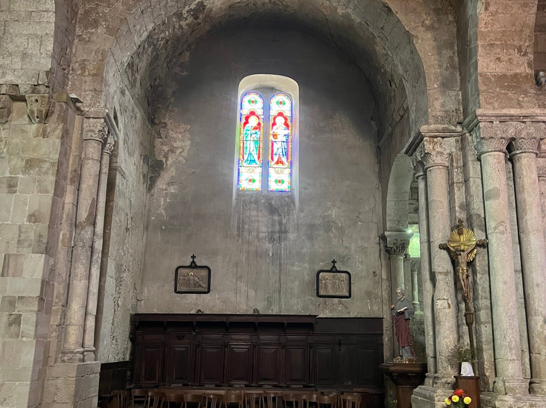 Église Saint-Pierre-Nant必去景点