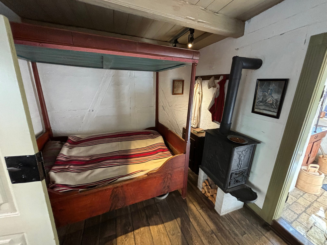 Hans Christian Andersen's Childhood Home-欧登塞必去景点