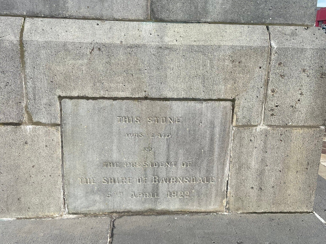 Bairnsdale Cenotaph景点图片