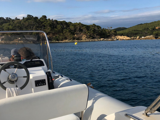 Mambo Boats-Palamos必去景点