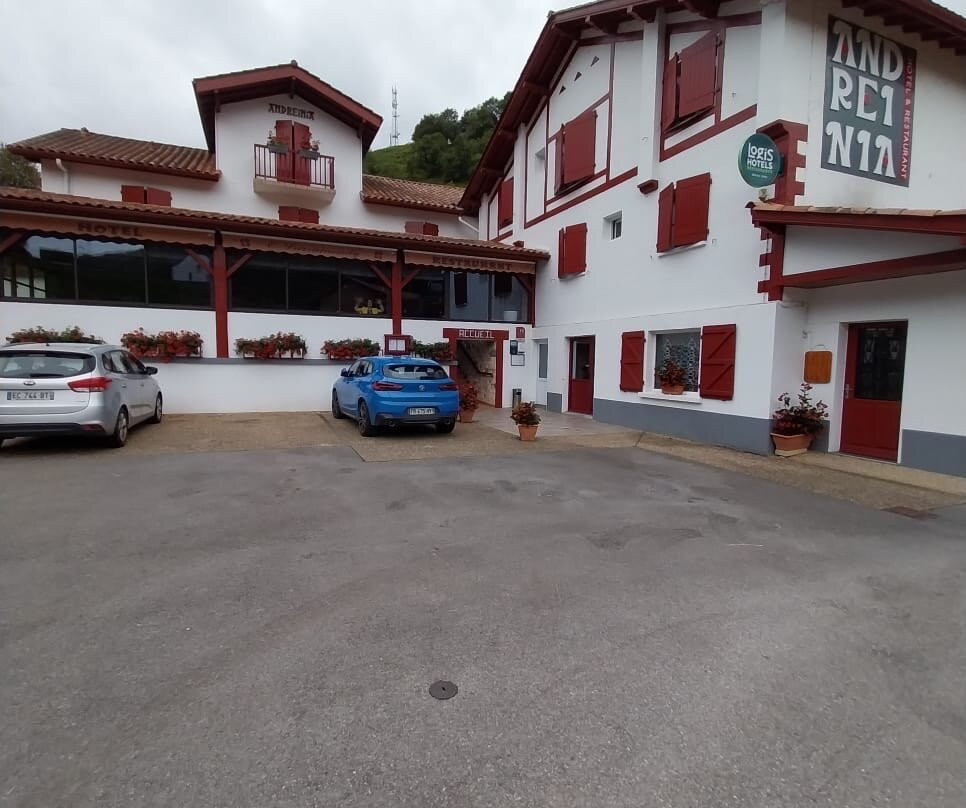 Andreinia Hotel主图