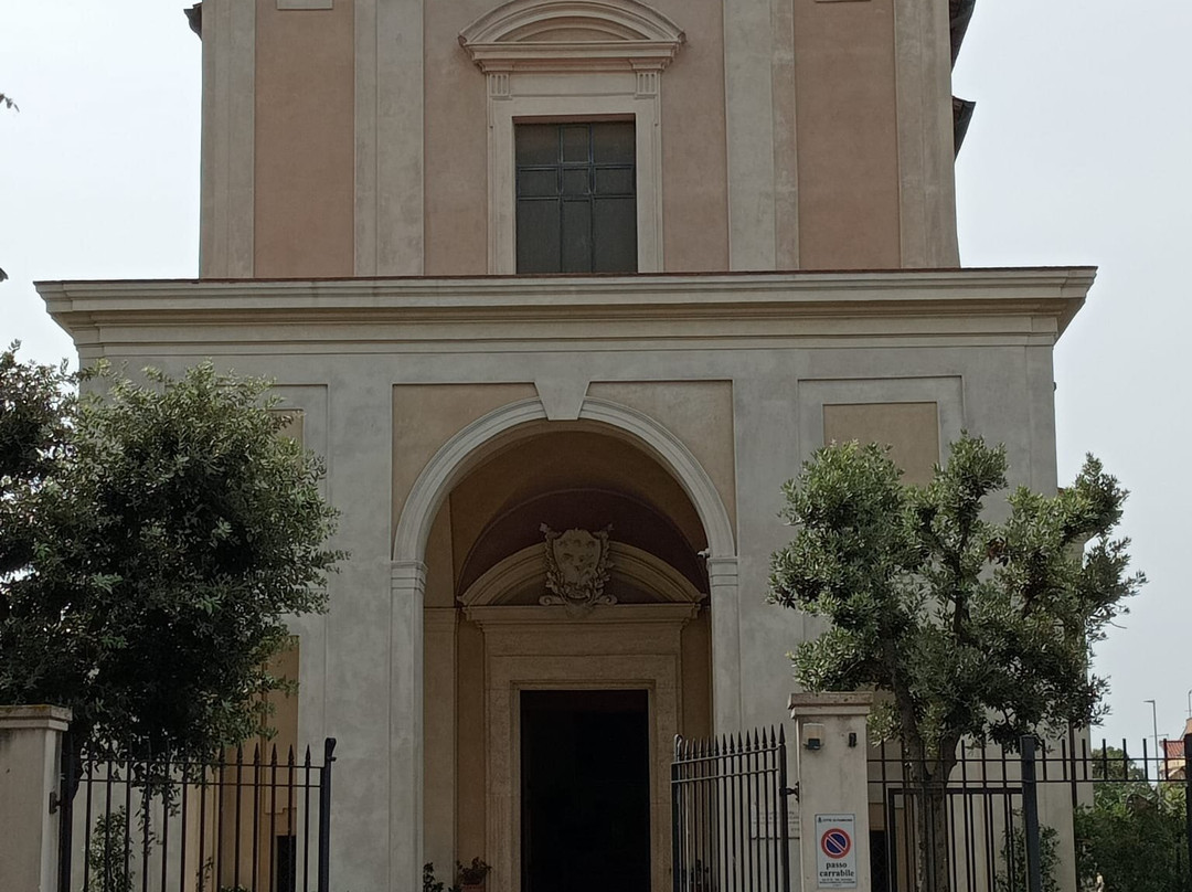 Chiesa del Crocifisso-菲乌米奇诺必去景点
