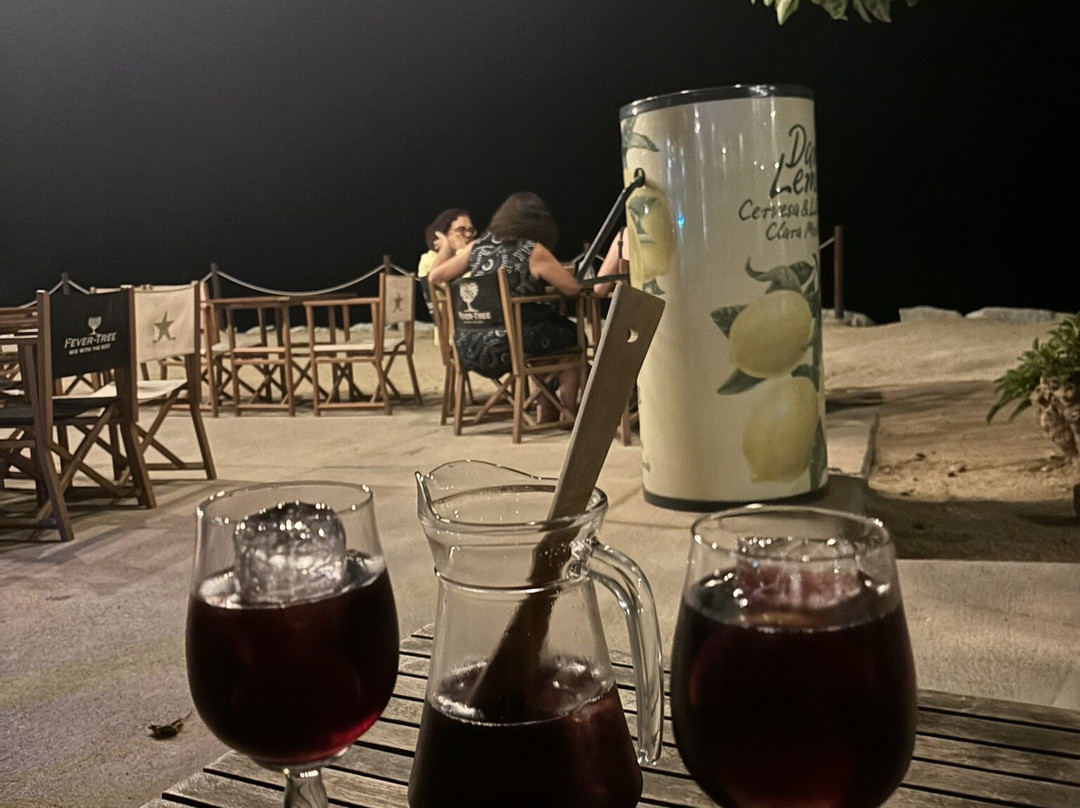 Tiare Beach Bar-Pineda de Mar必去景点