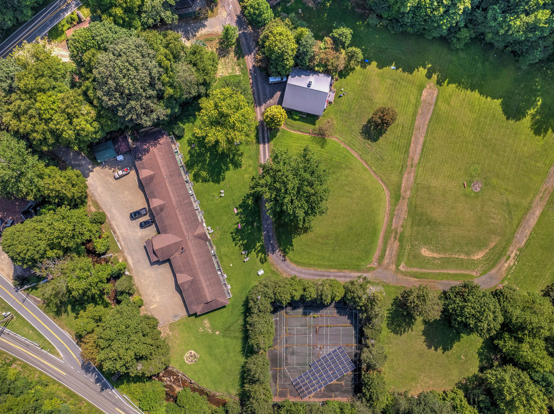 The Lodge At Mount Mitchell主图