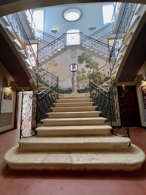 Centre D'art I D'historia Hernandez Sanz-Mahon必去景点