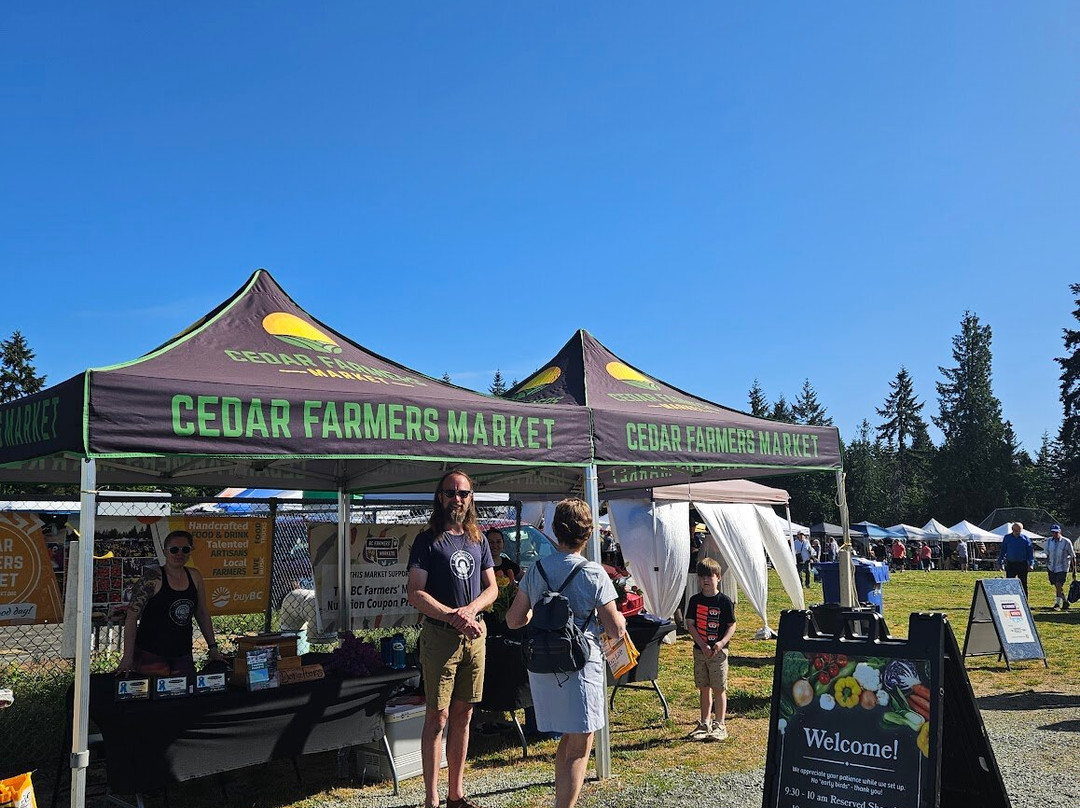 Cedar Farmers Market景点图片