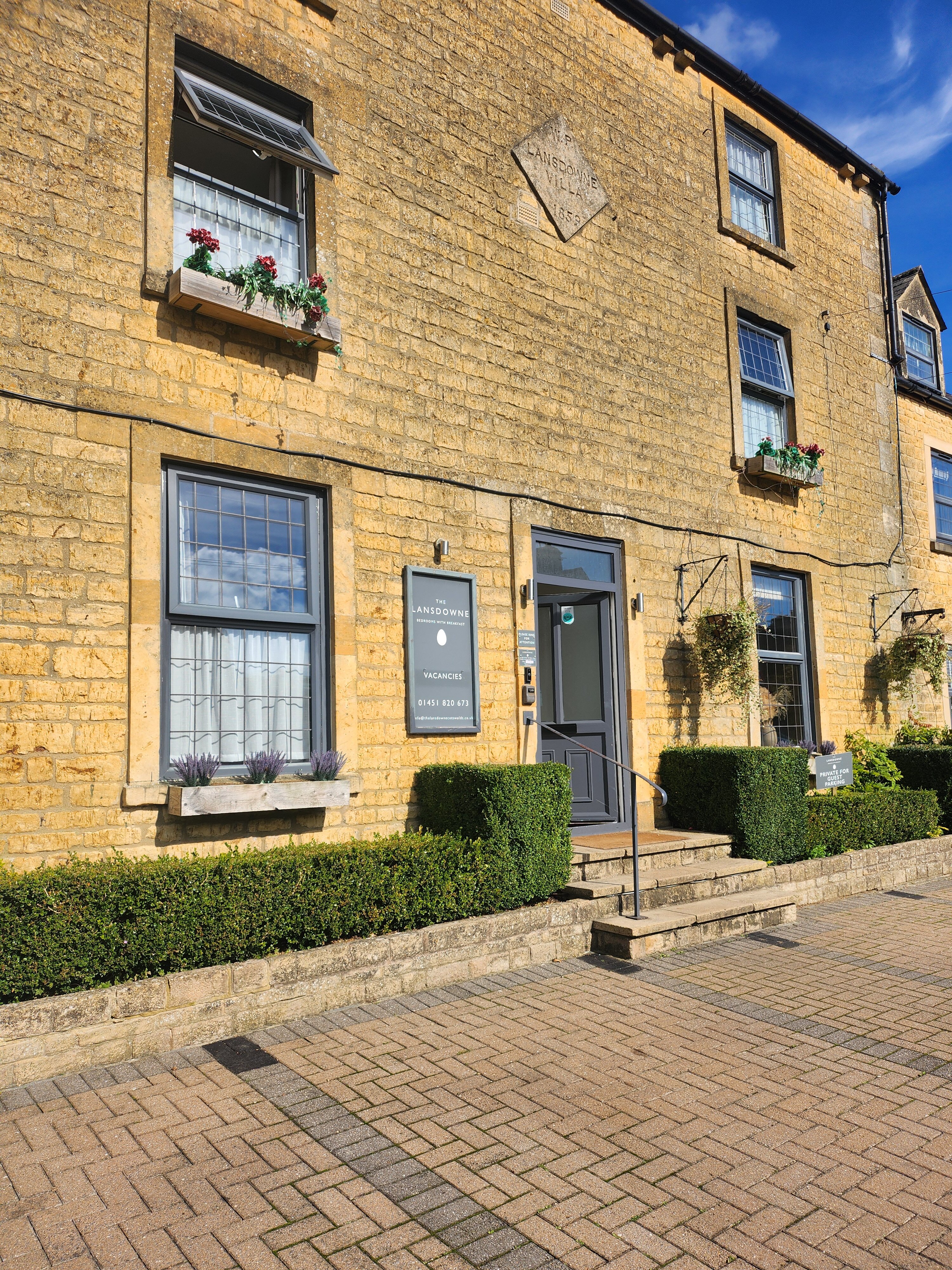 The Water's Edge Bed & Breakfast-官方