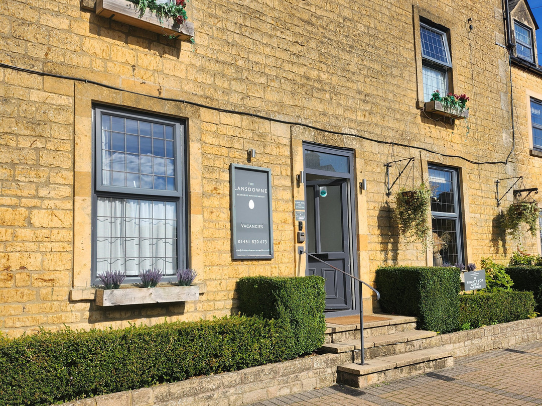 The Water's Edge Bed & Breakfast主图