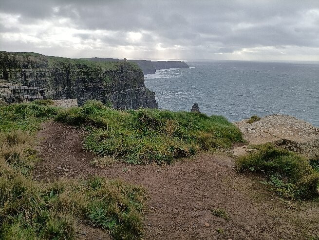 Burren and Cliffs of Moher Geopark景点图片