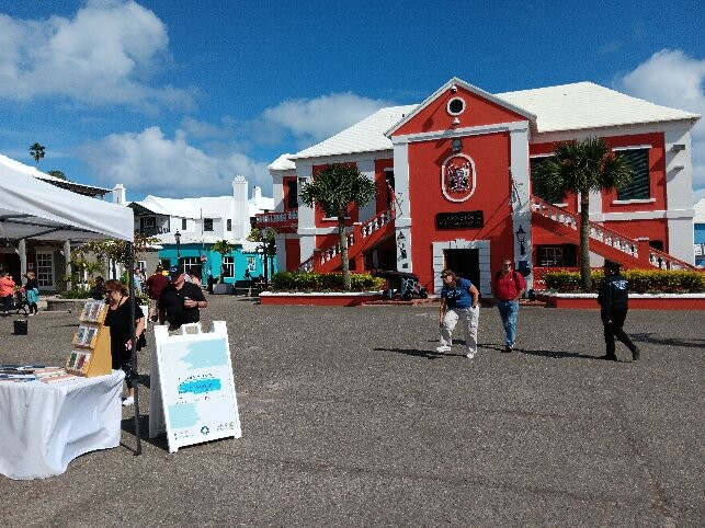 King's Square-圣乔治必去景点