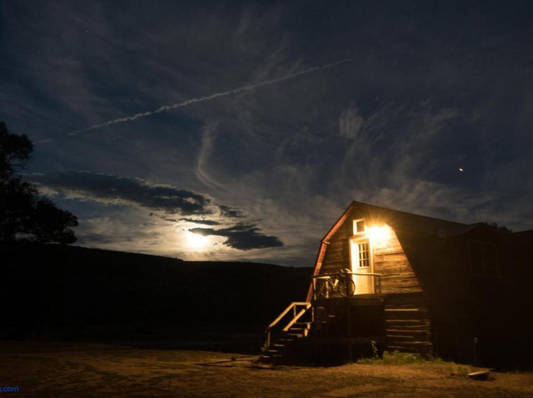 Aubin Sky Lodging - YL Ranch