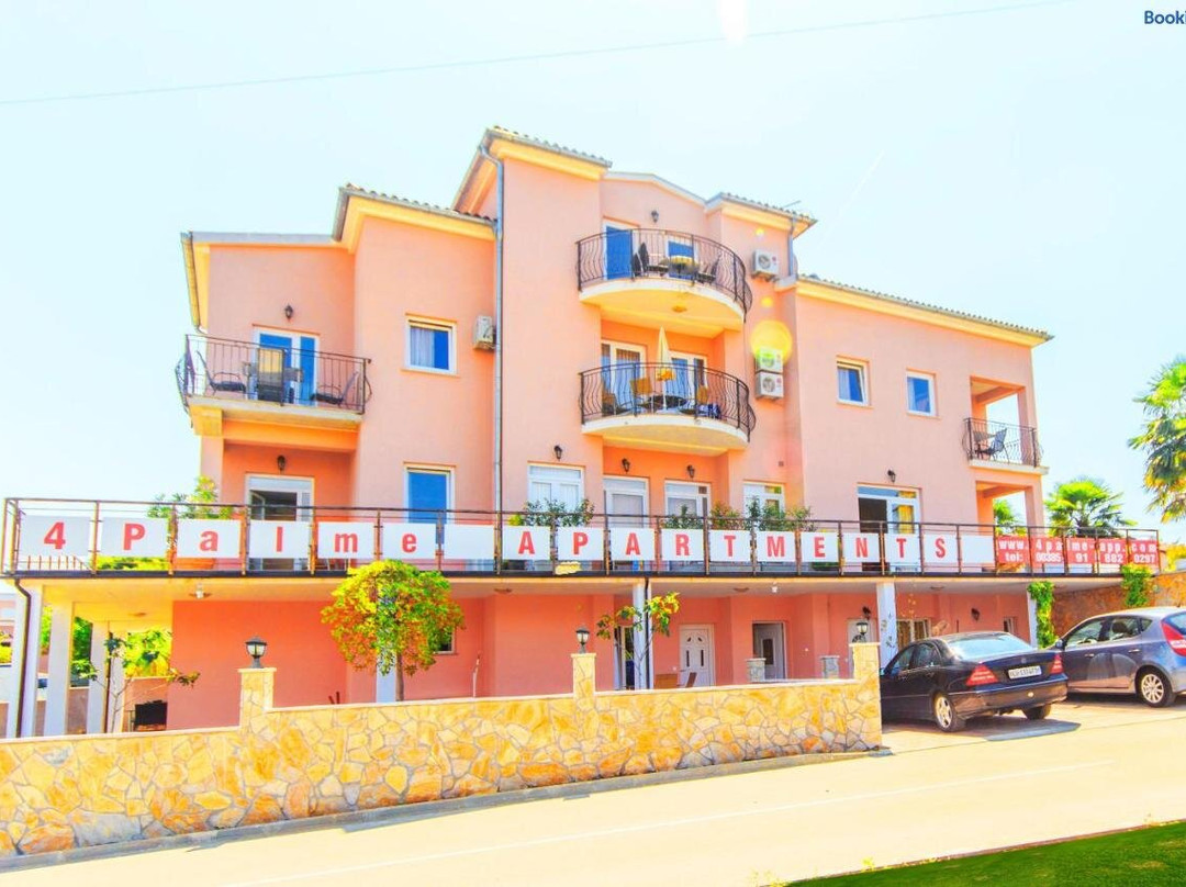 Apartments 4 Palme