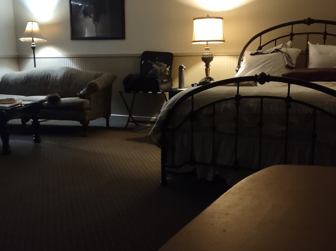 The Hotel Rhea主图