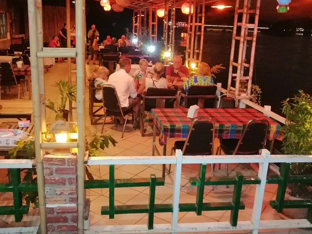 萨拉东恒酒店主图