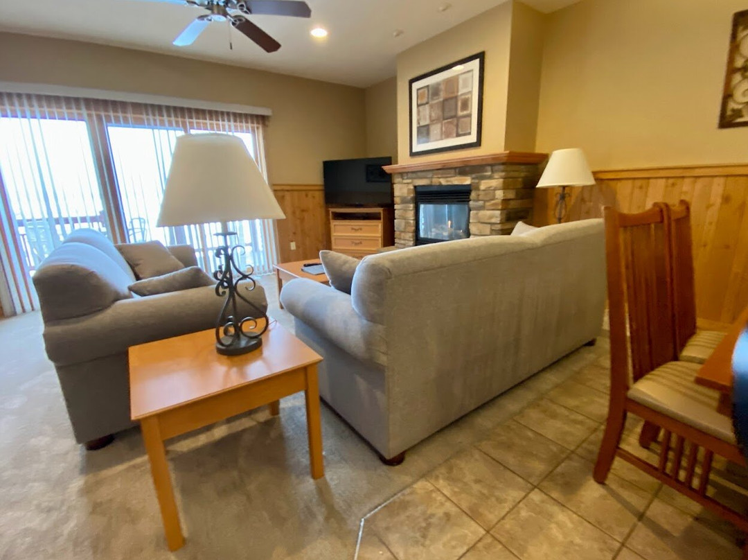 Kavanaugh's Sylvan Lake Resort主图