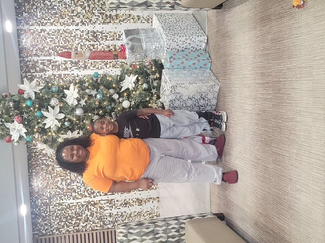 Holiday Inn Express Williamsbrg Busch Gardens Area By IHG主图