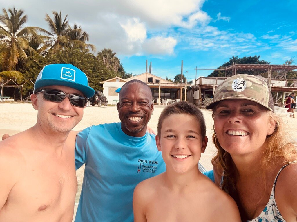 Special 'D' Diving & Charters-West End Village必去景点