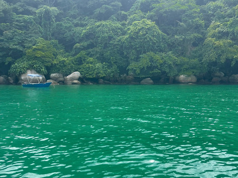 Lancha Flecha II Paraty-帕拉地必去景点