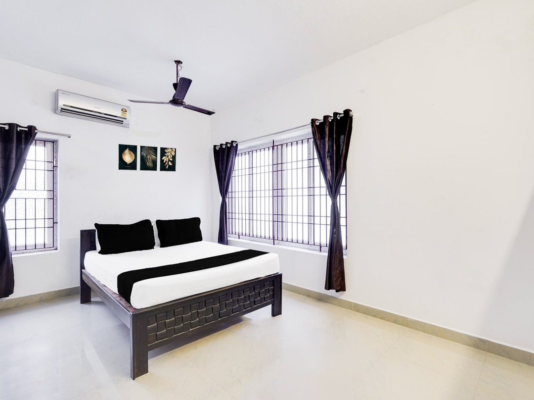 Super Hotel O Kovalam Near Bus Stand