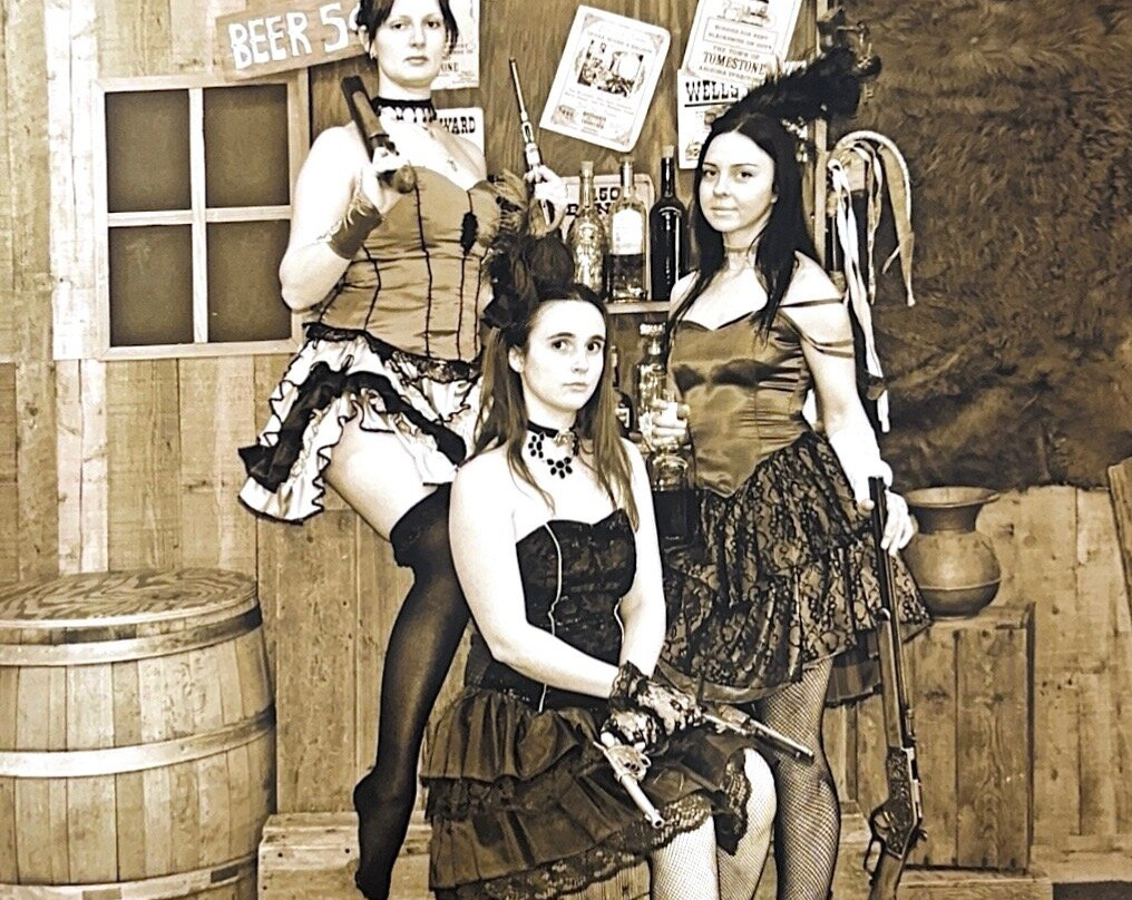 Lady L's Creations-墓碑镇必去景点