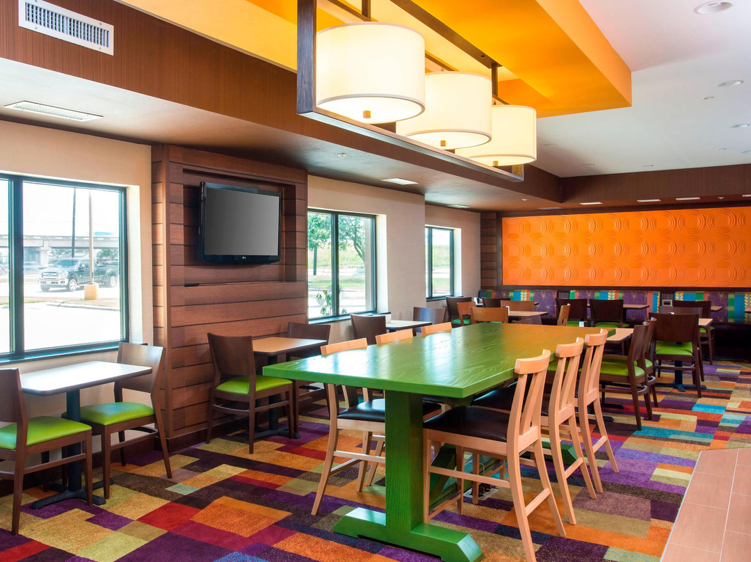 Fairfield by Marriott Inn & Suites Victoria