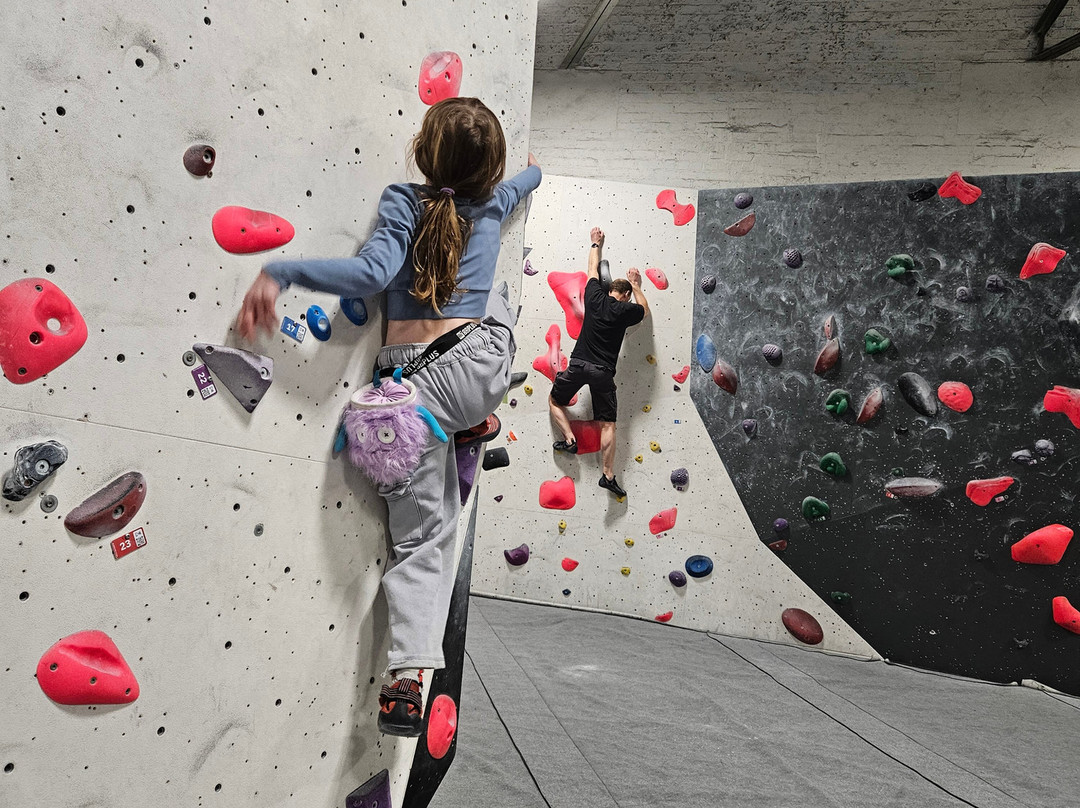 Freeklime Huddersfield-Huddersfield必去景点