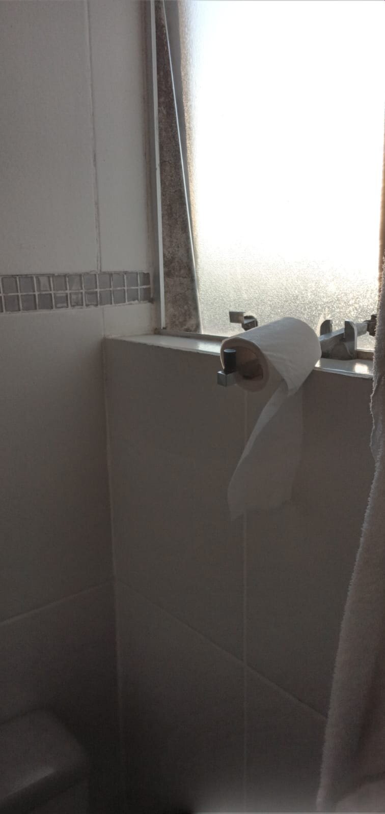 Emirates Hotel & Suites-官方